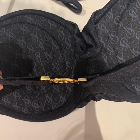 Victoria secret bikini top with adjustable straps - Picture 5 of 7